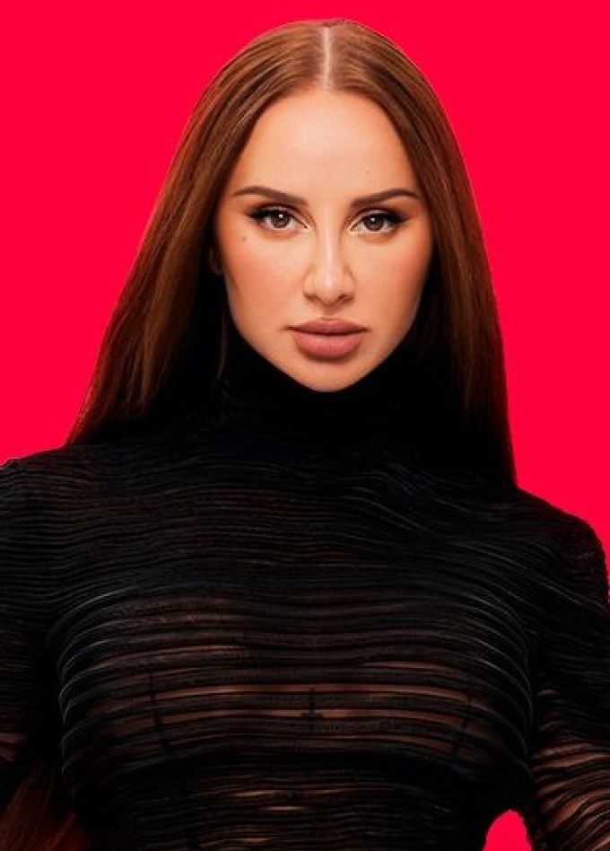 Anna Asti