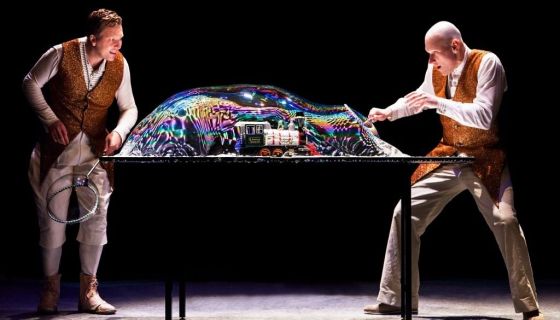 Шоу мыльных пузырей «Clinc»