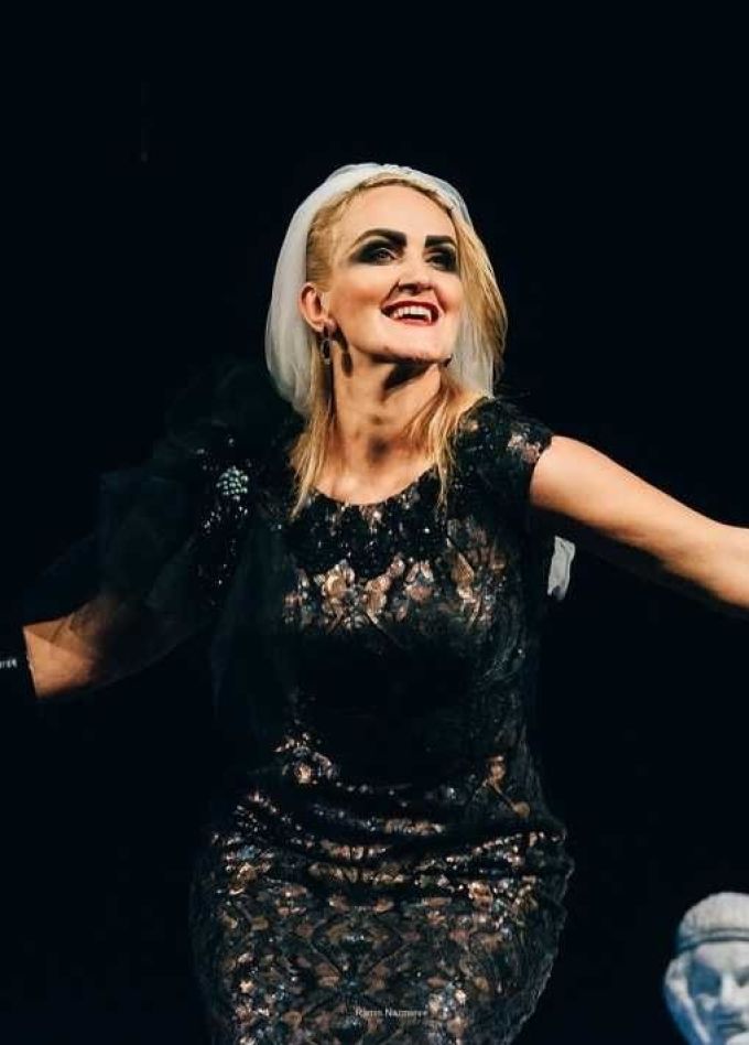 Спектакль «Средство Макропулоса»